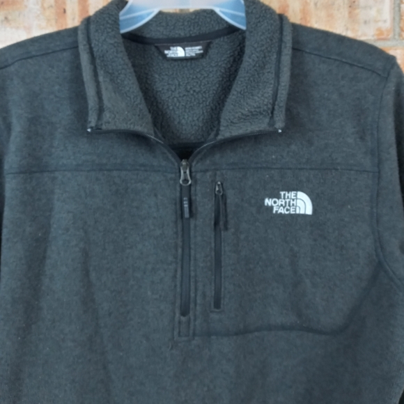The North Face Other - The north face fleece 1/4 zip Sz XL